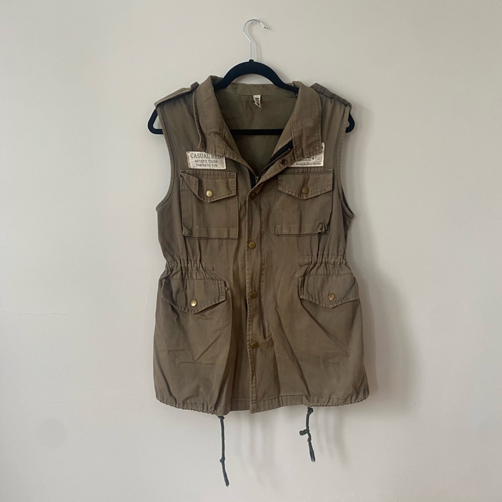 Sleeveless Army Cargo Vest Jacket